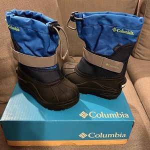 Kids Columbia Snow Boots